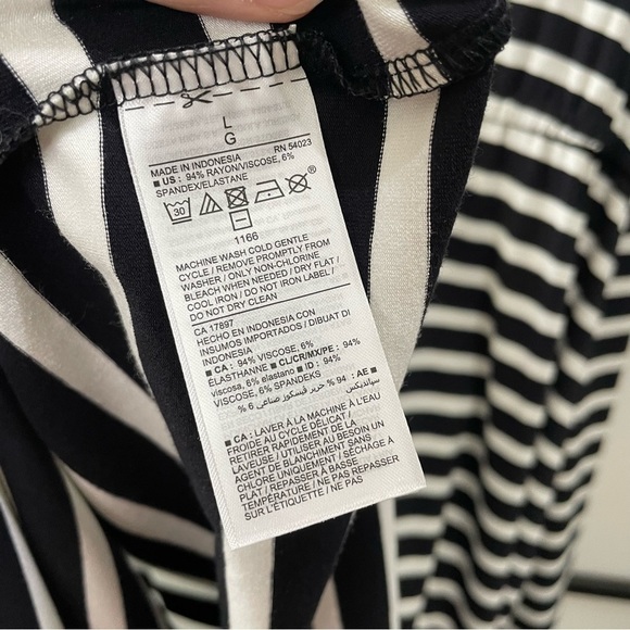 [L] Old Navy Maternity Summer Classic Black & White Striped Casual Midi Dress - Picture 8 of 9